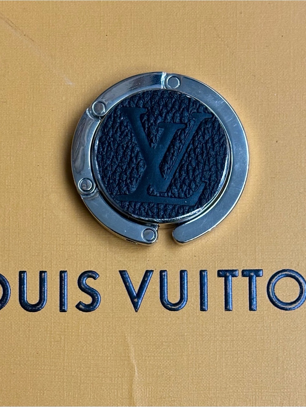 Louis Vuitton Glossy Purse Hanger, Bag Holder, Bag Hanger Silver Tone